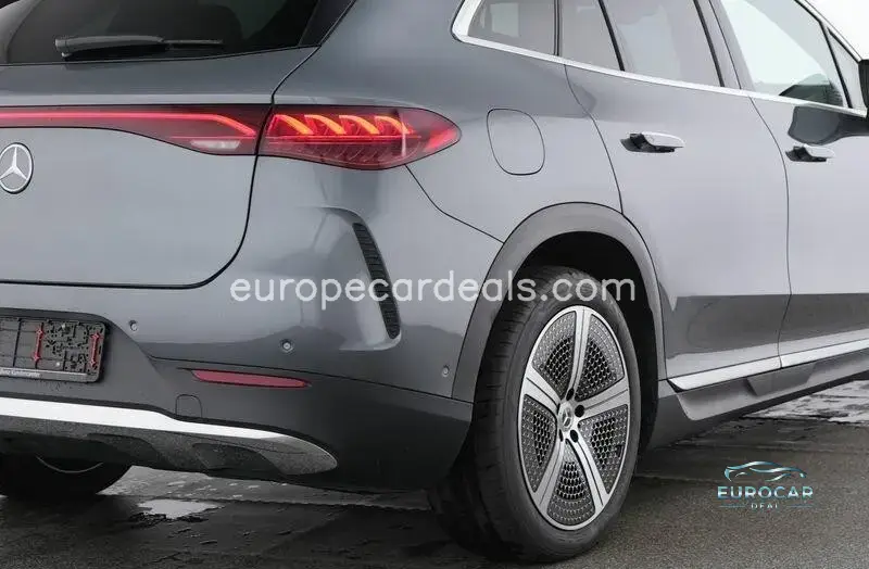 Mercedes-Benz EQE SUV