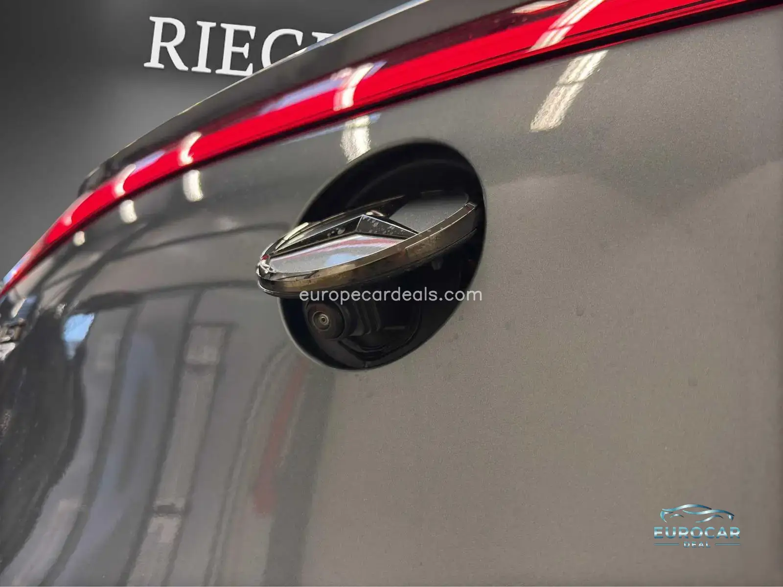 Mercedes-Benz EQE SUV