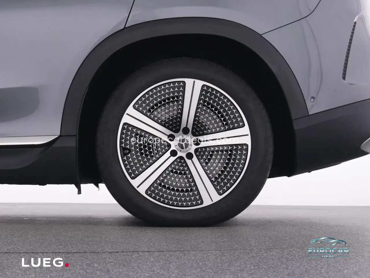 Mercedes-Benz EQE SUV