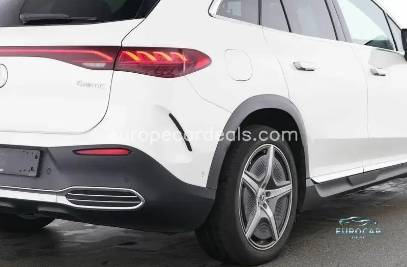Mercedes-Benz EQE SUV