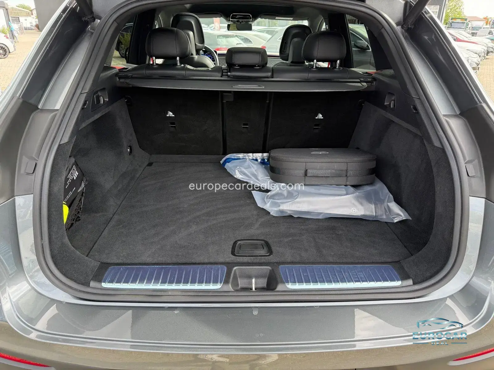 Mercedes-Benz EQE SUV