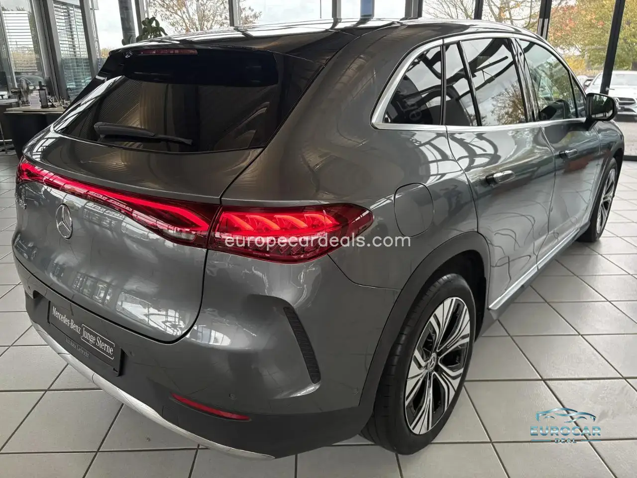 Mercedes-Benz EQE SUV