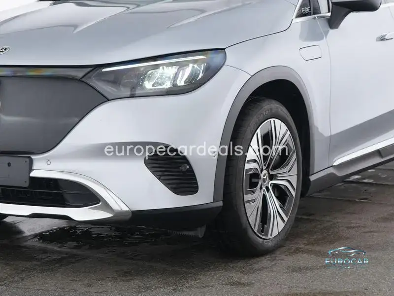 Mercedes-Benz EQE SUV
