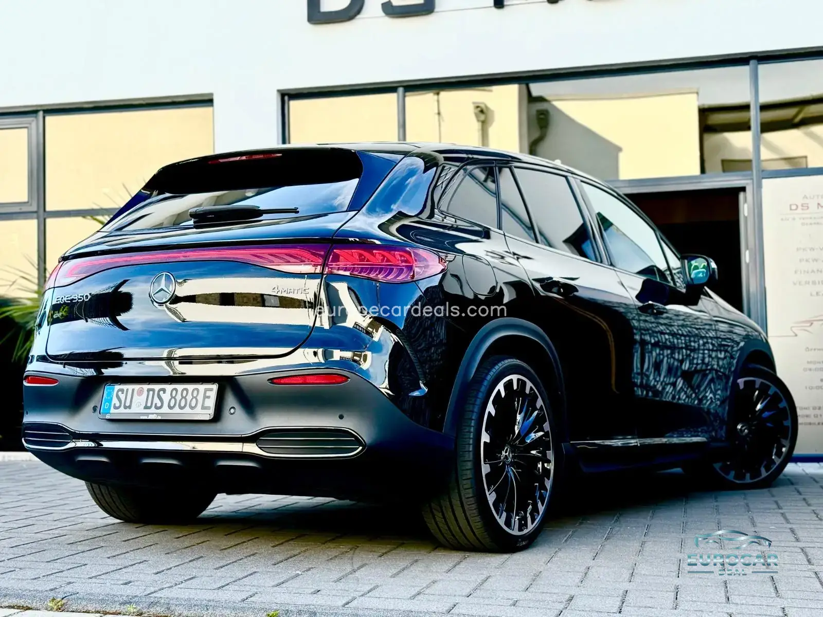 Mercedes-Benz EQE SUV