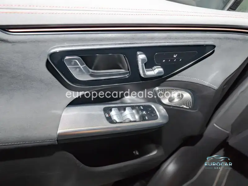 Mercedes-Benz EQE SUV