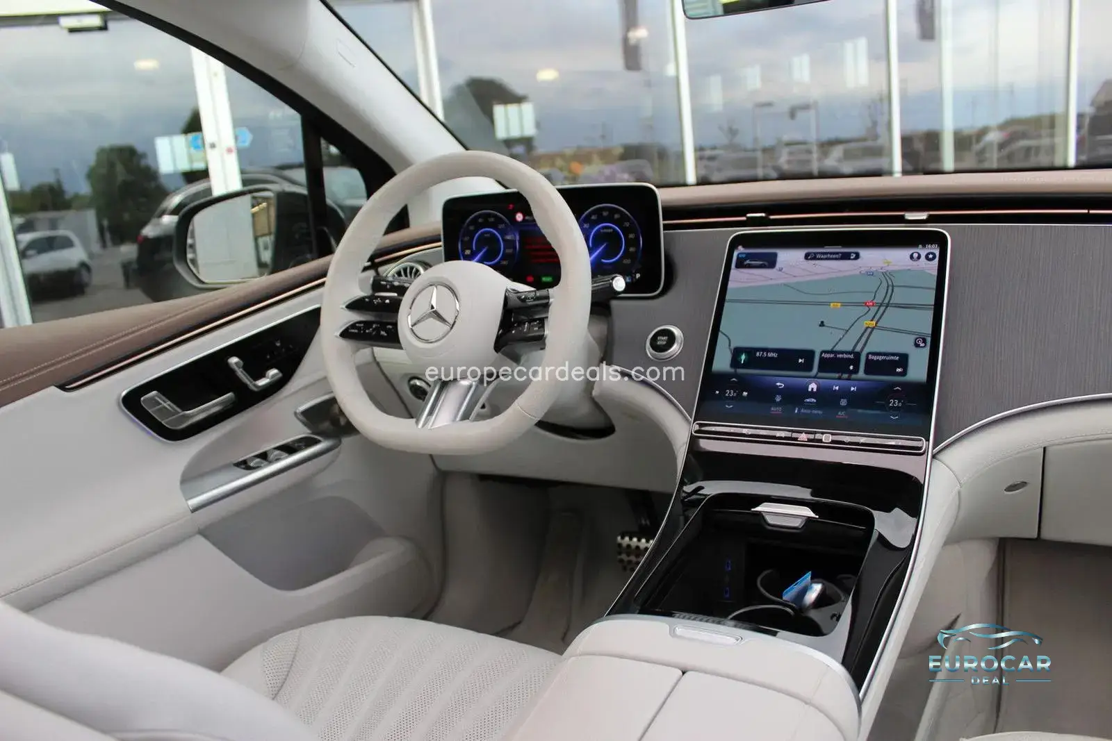 Mercedes-Benz EQE SUV