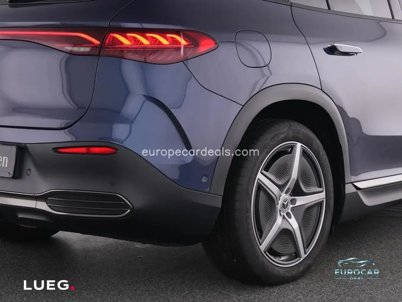 Mercedes-Benz EQE SUV