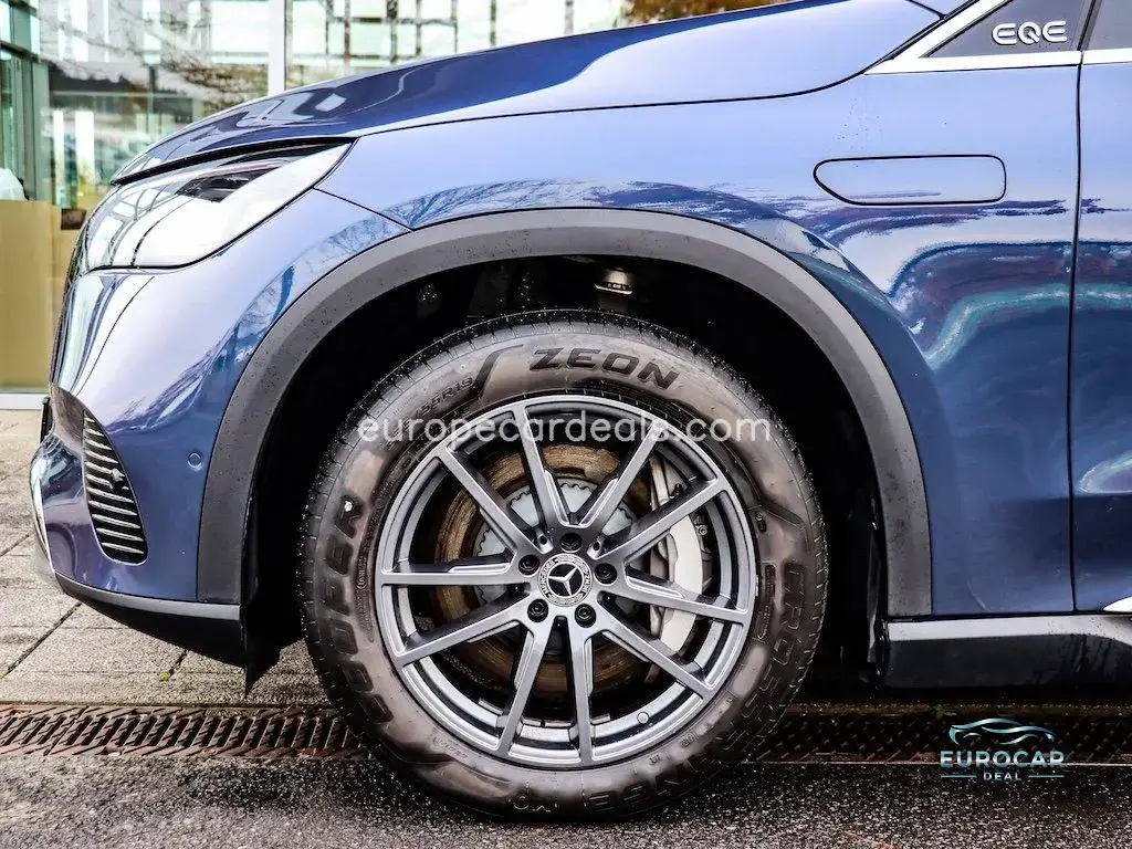 Mercedes-Benz EQE SUV