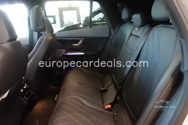 Mercedes-Benz EQE SUV