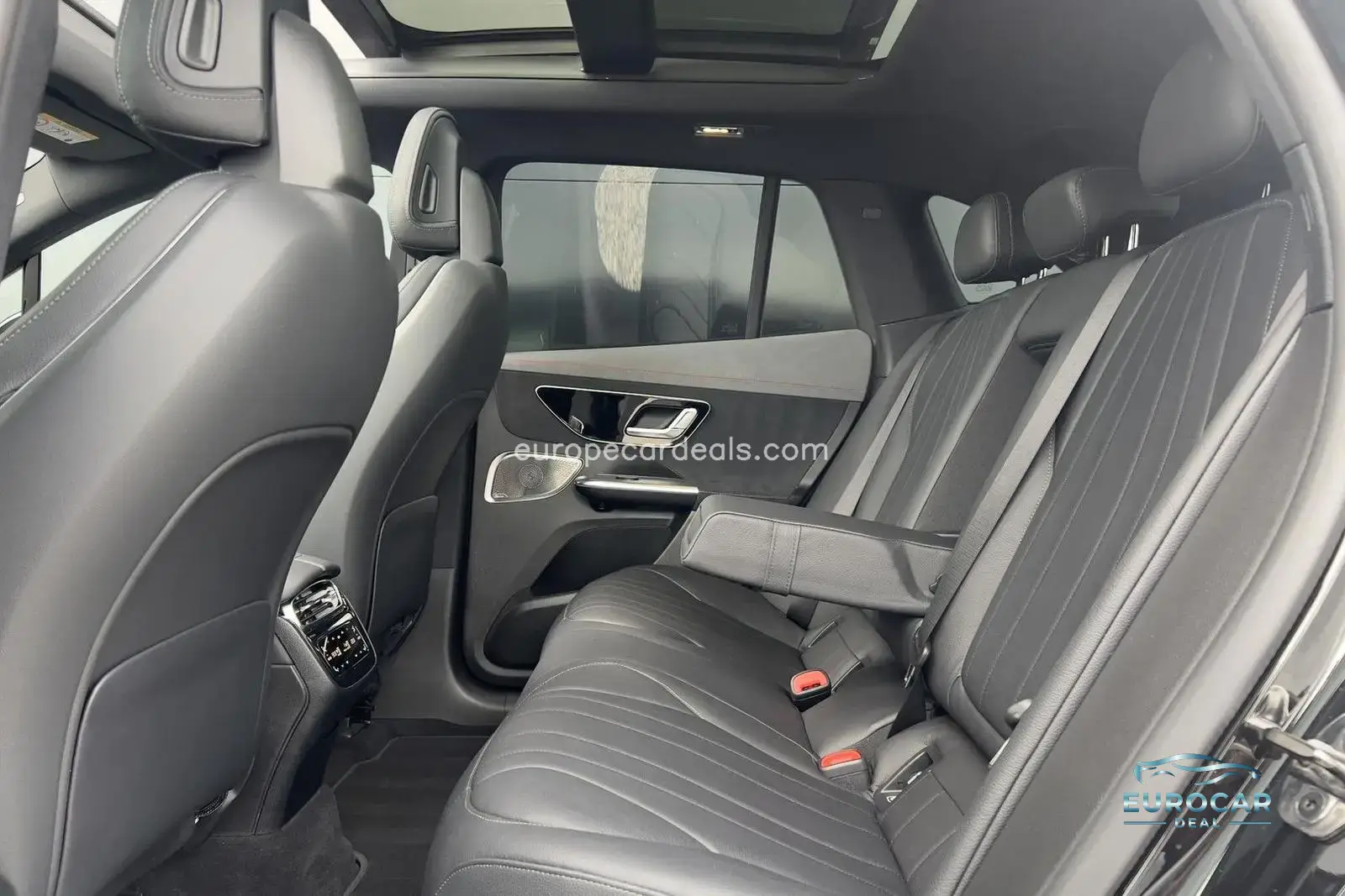 Mercedes-Benz EQE SUV