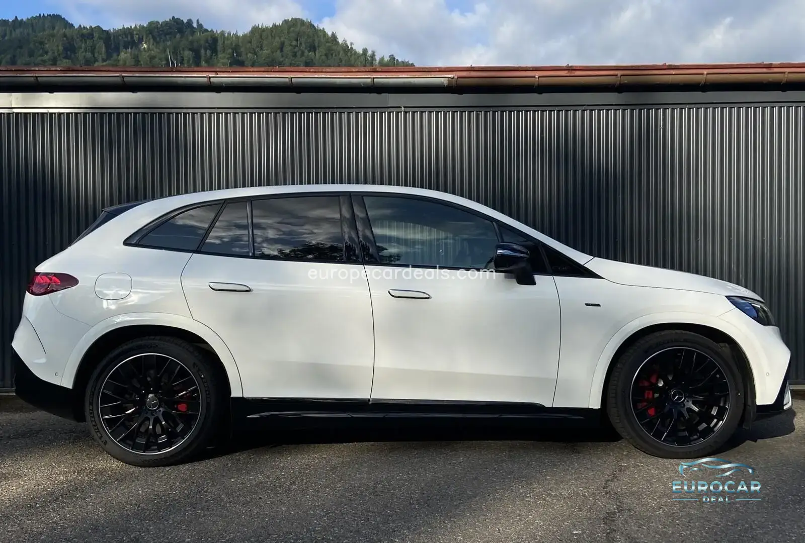 Mercedes-Benz EQE SUV