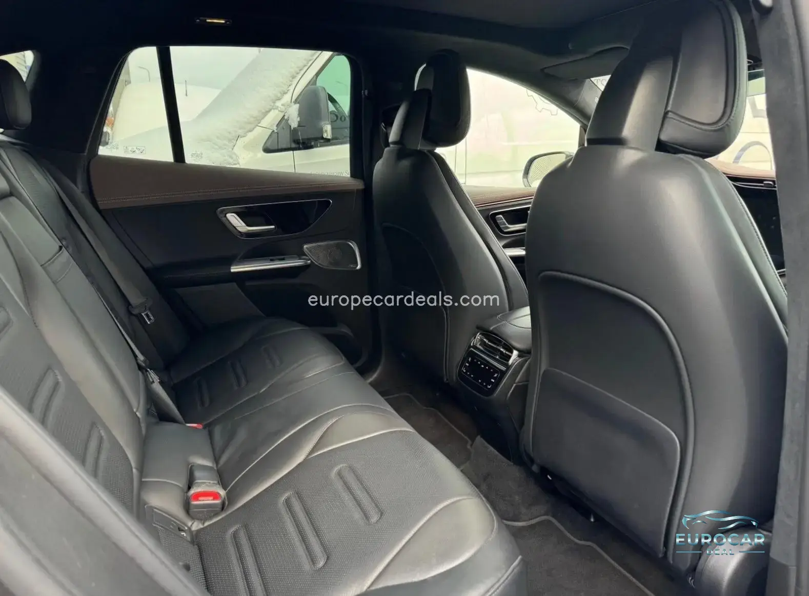 Mercedes-Benz EQE SUV