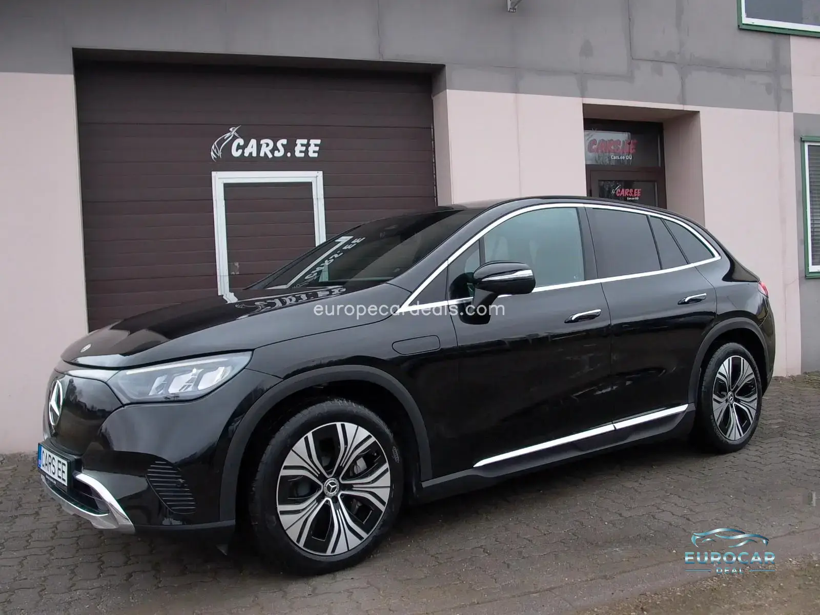 Mercedes-Benz EQE SUV