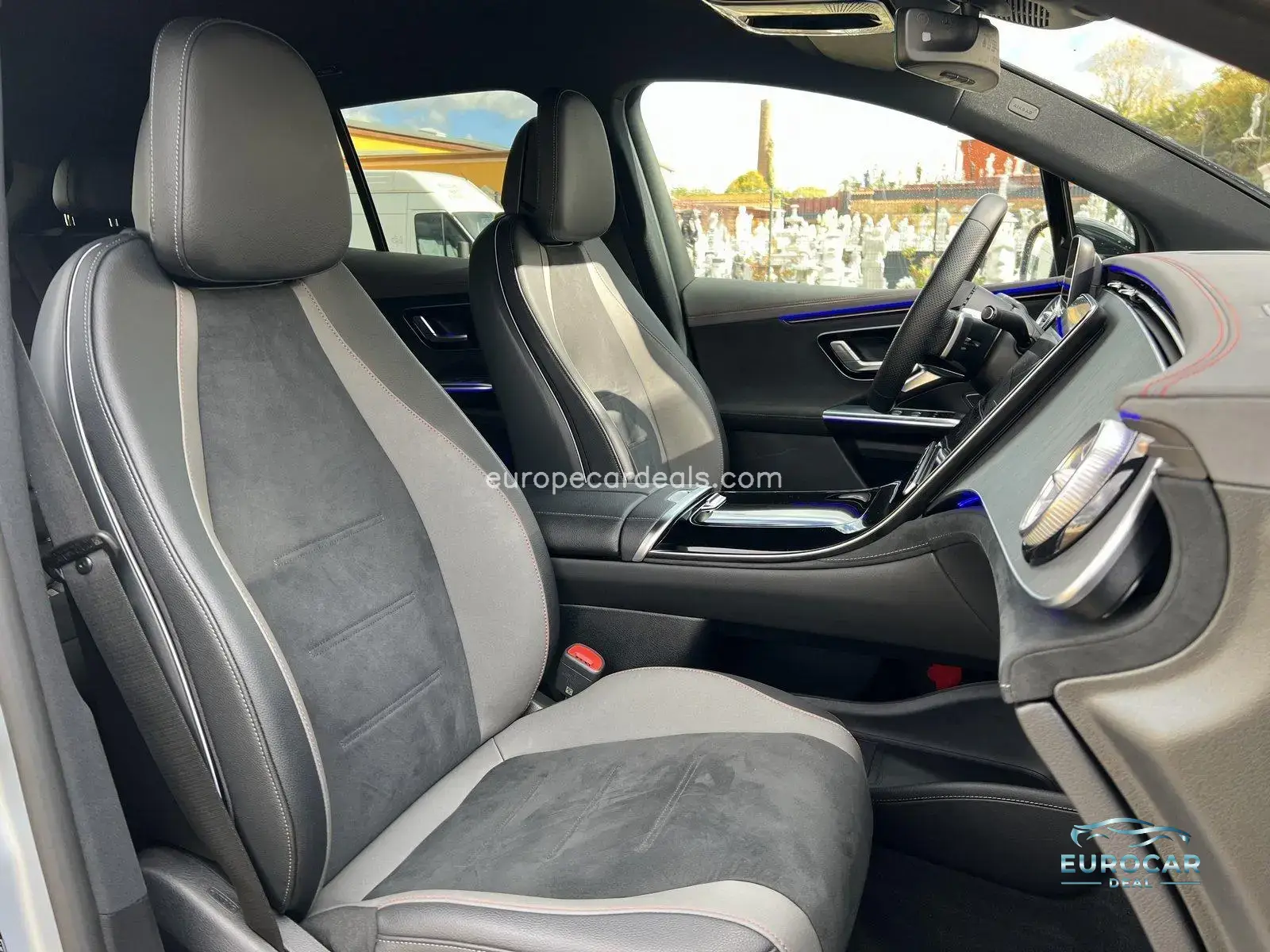 Mercedes-Benz EQE SUV