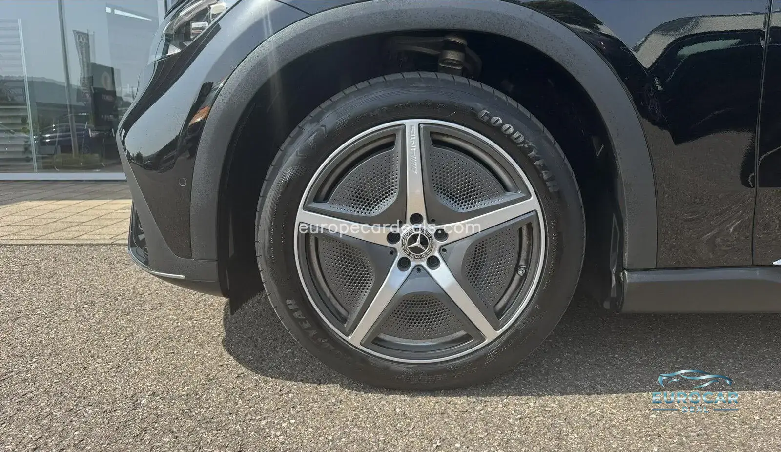 Mercedes-Benz EQE SUV