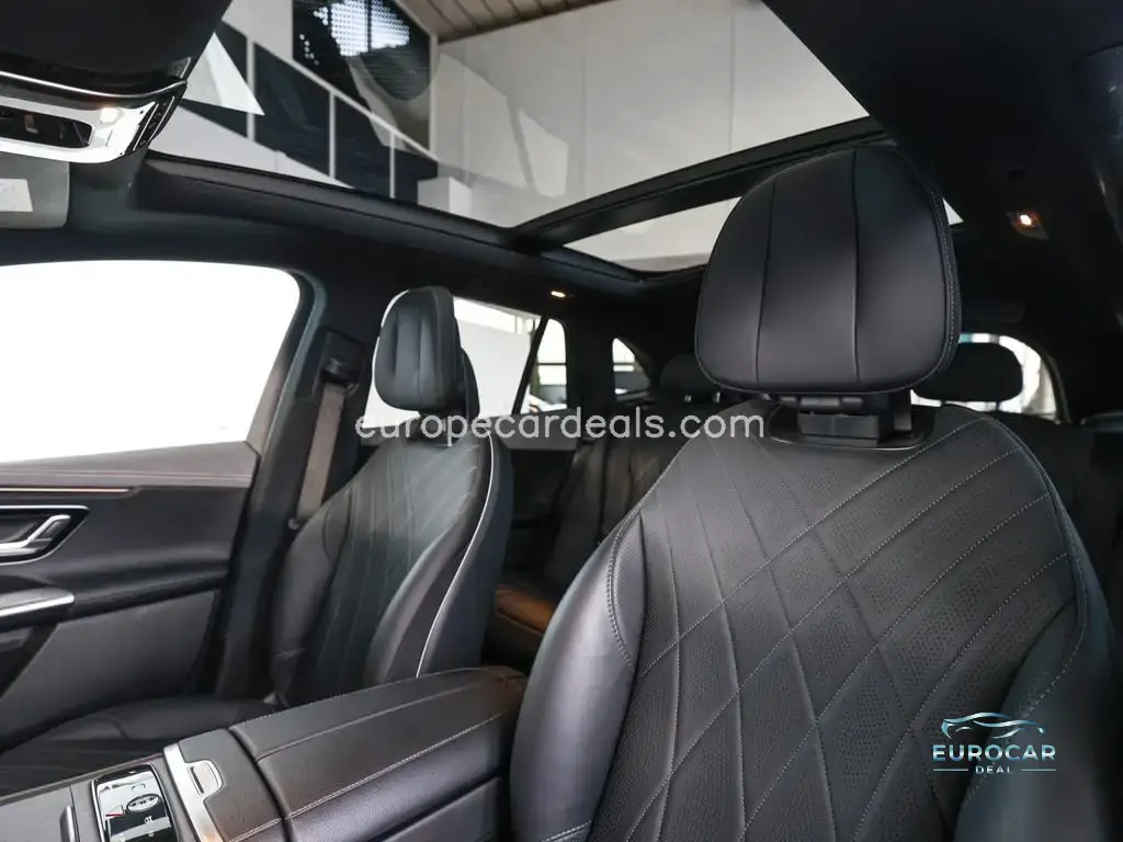 Mercedes-Benz EQE SUV