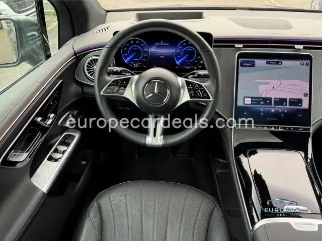 Mercedes-Benz EQE SUV