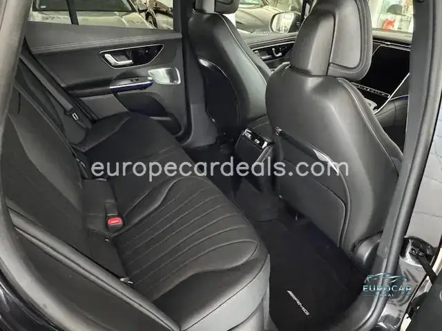 Mercedes-Benz EQE SUV