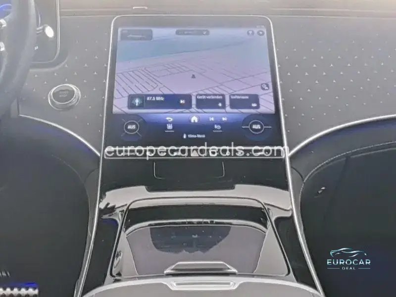 Mercedes-Benz EQE SUV