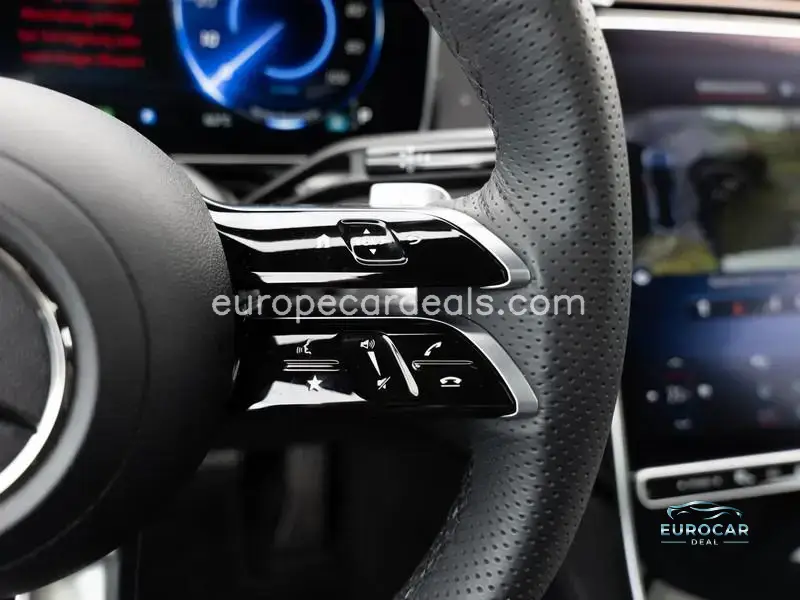 Mercedes-Benz EQE SUV