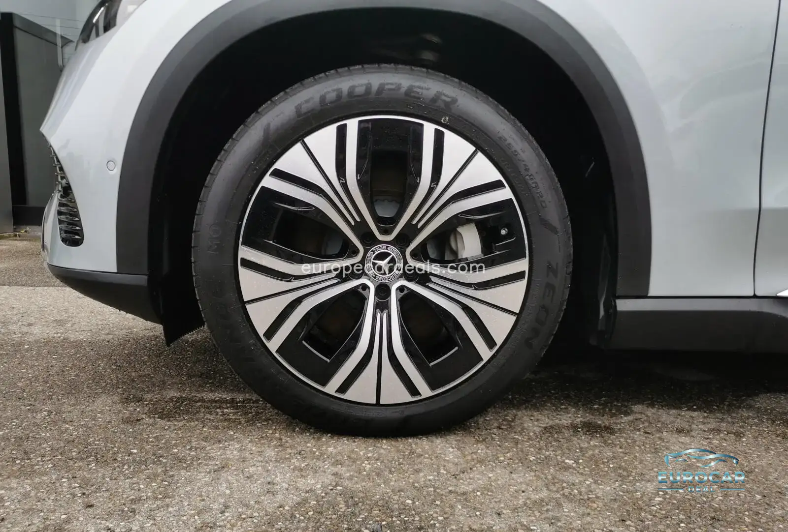 Mercedes-Benz EQE SUV