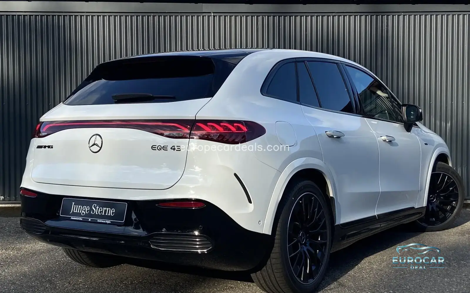 Mercedes-Benz EQE SUV
