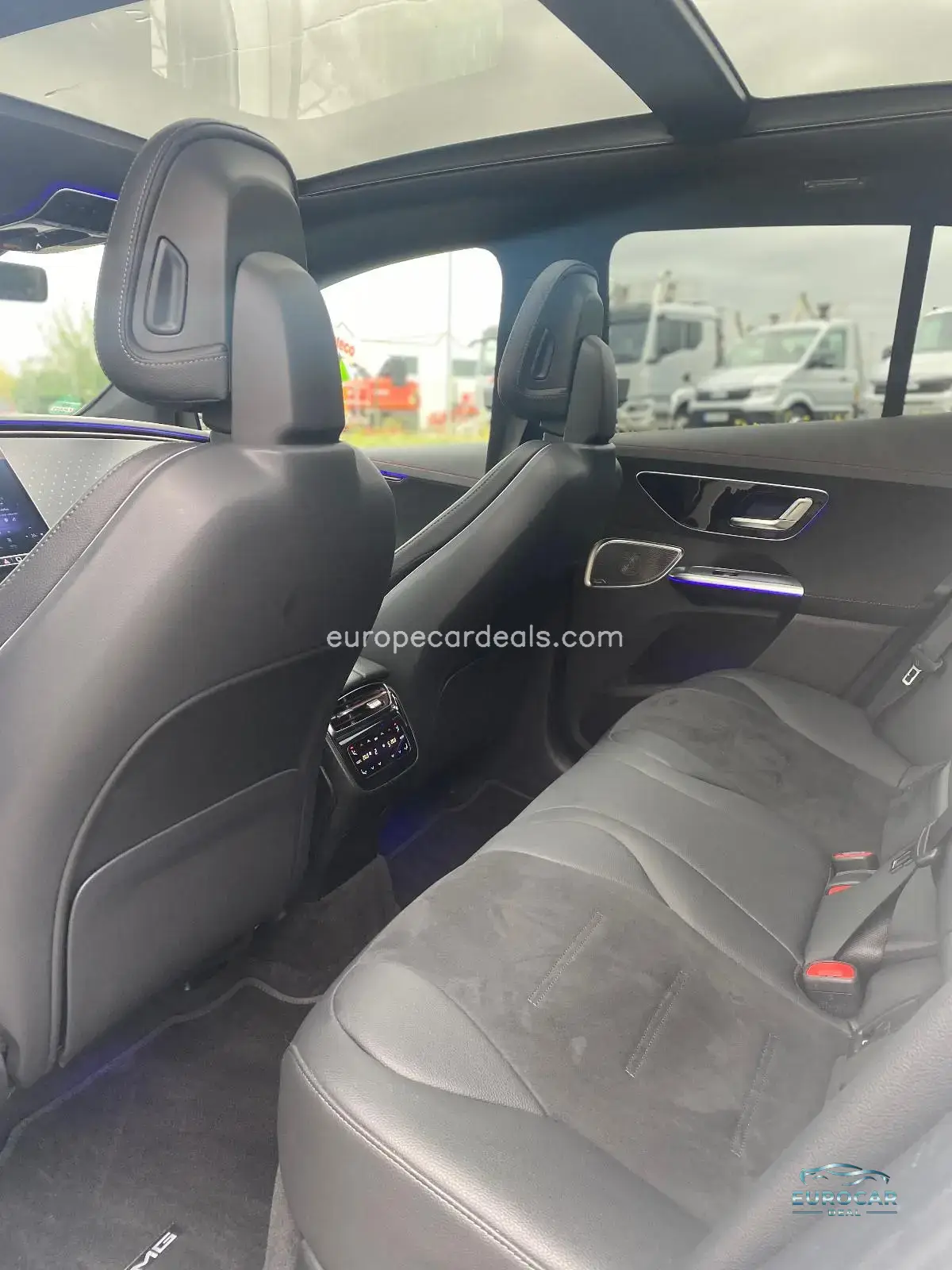Mercedes-Benz EQE SUV