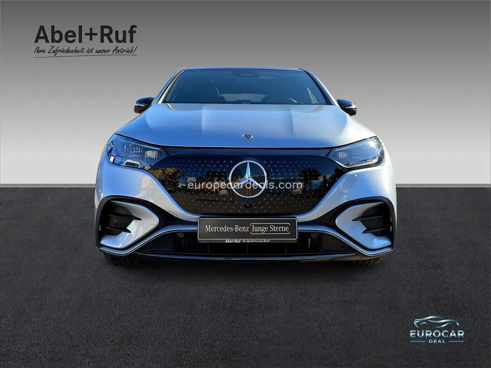 Mercedes-Benz EQE SUV