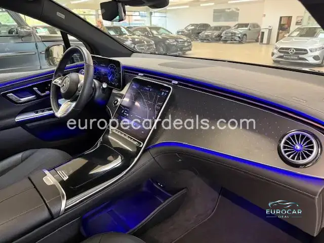 Mercedes-Benz EQE SUV