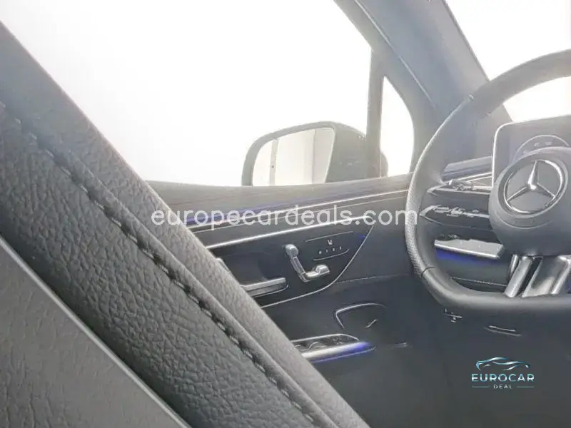 Mercedes-Benz EQE SUV