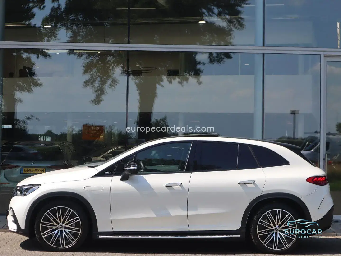 Mercedes-Benz EQE SUV