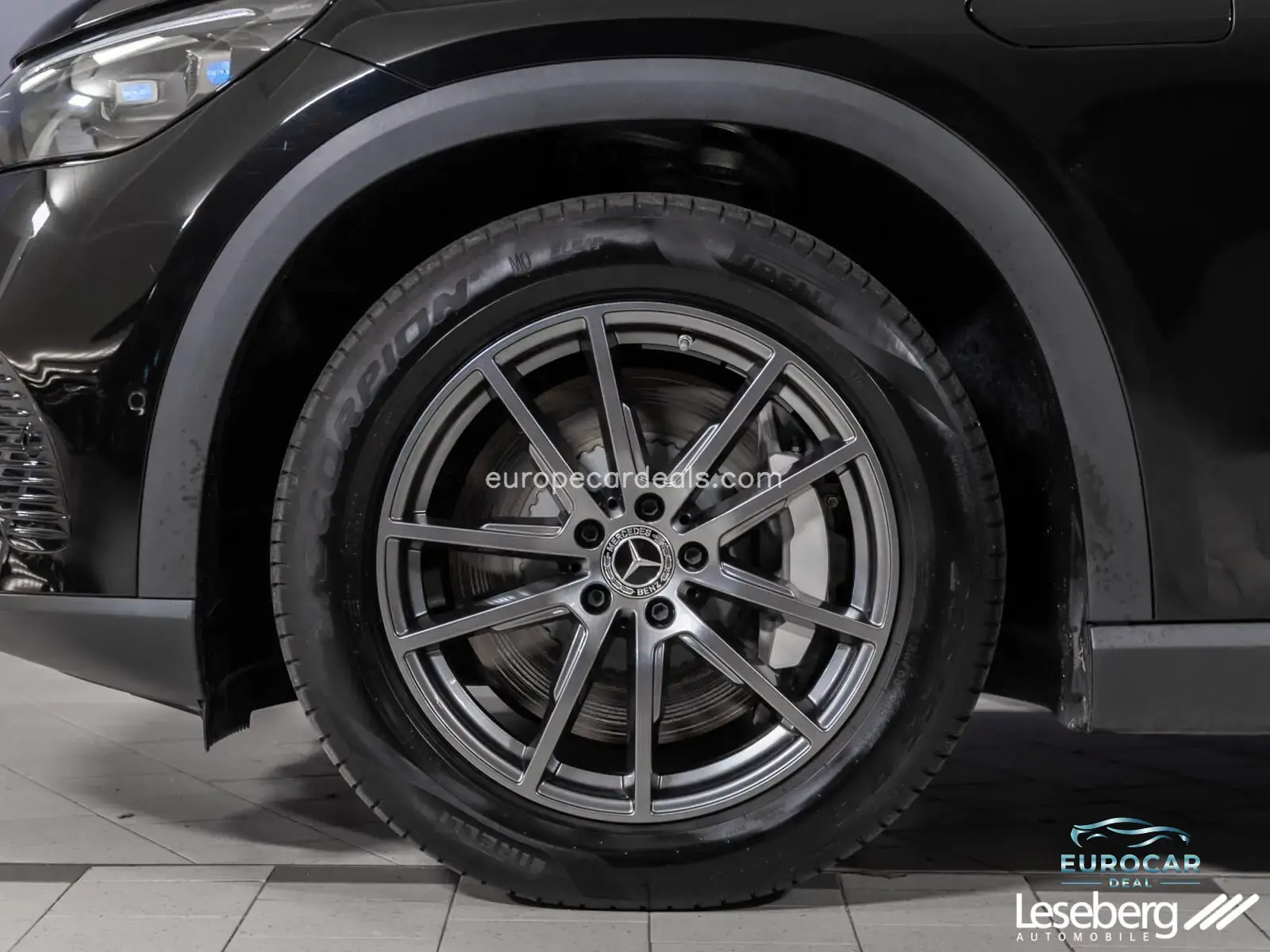 Mercedes-Benz EQE SUV