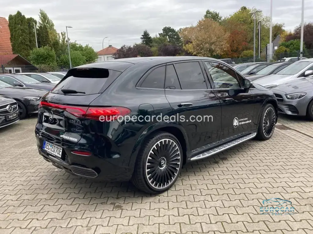 Mercedes-Benz EQE SUV
