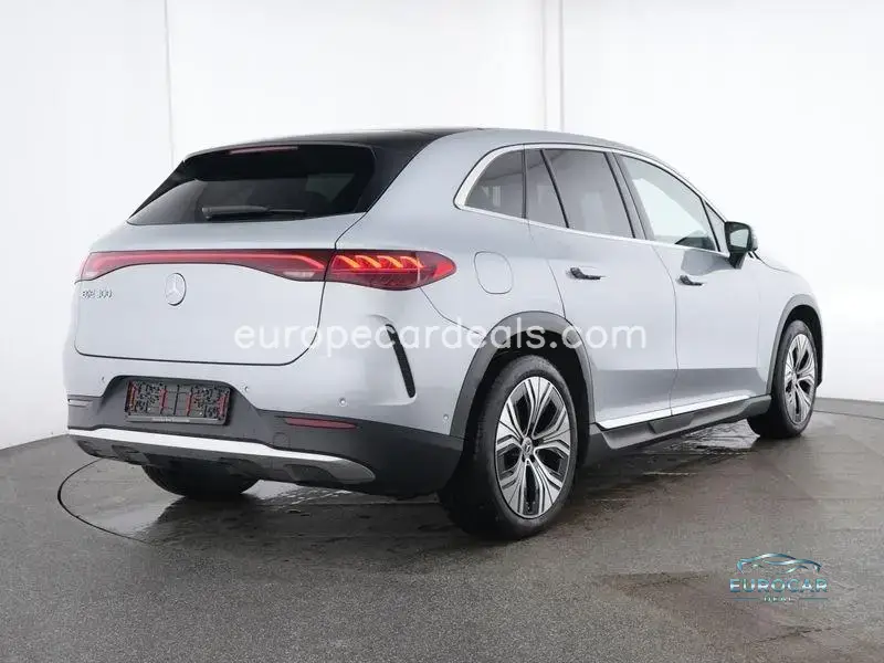 Mercedes-Benz EQE SUV