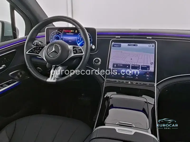 Mercedes-Benz EQE SUV