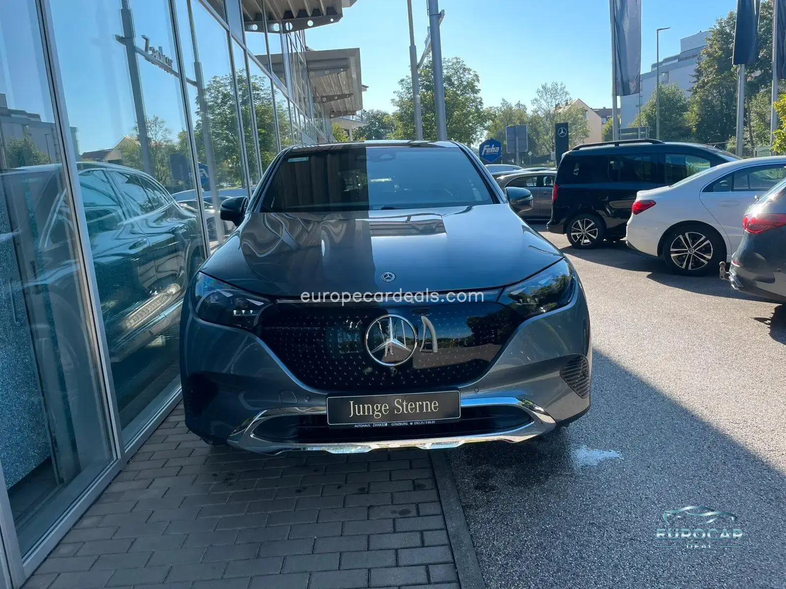 Mercedes-Benz EQE SUV