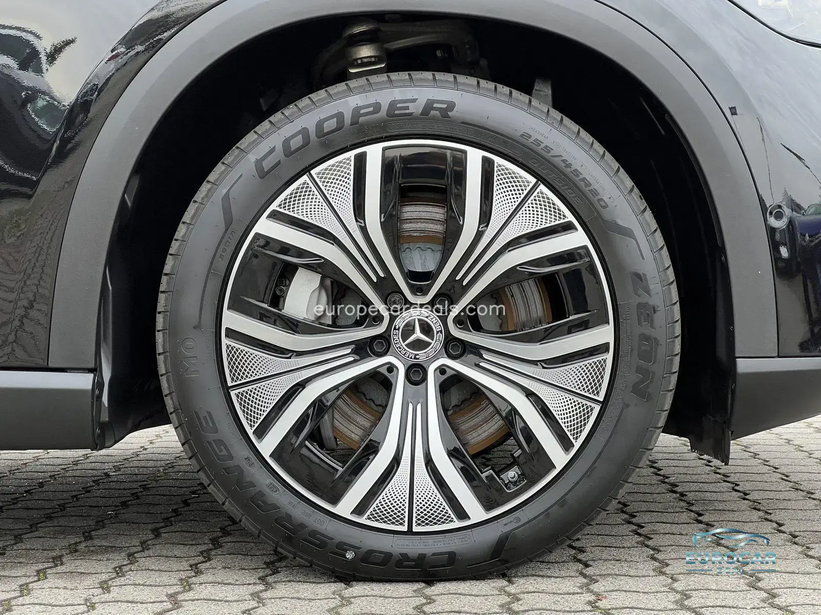 Mercedes-Benz EQE SUV