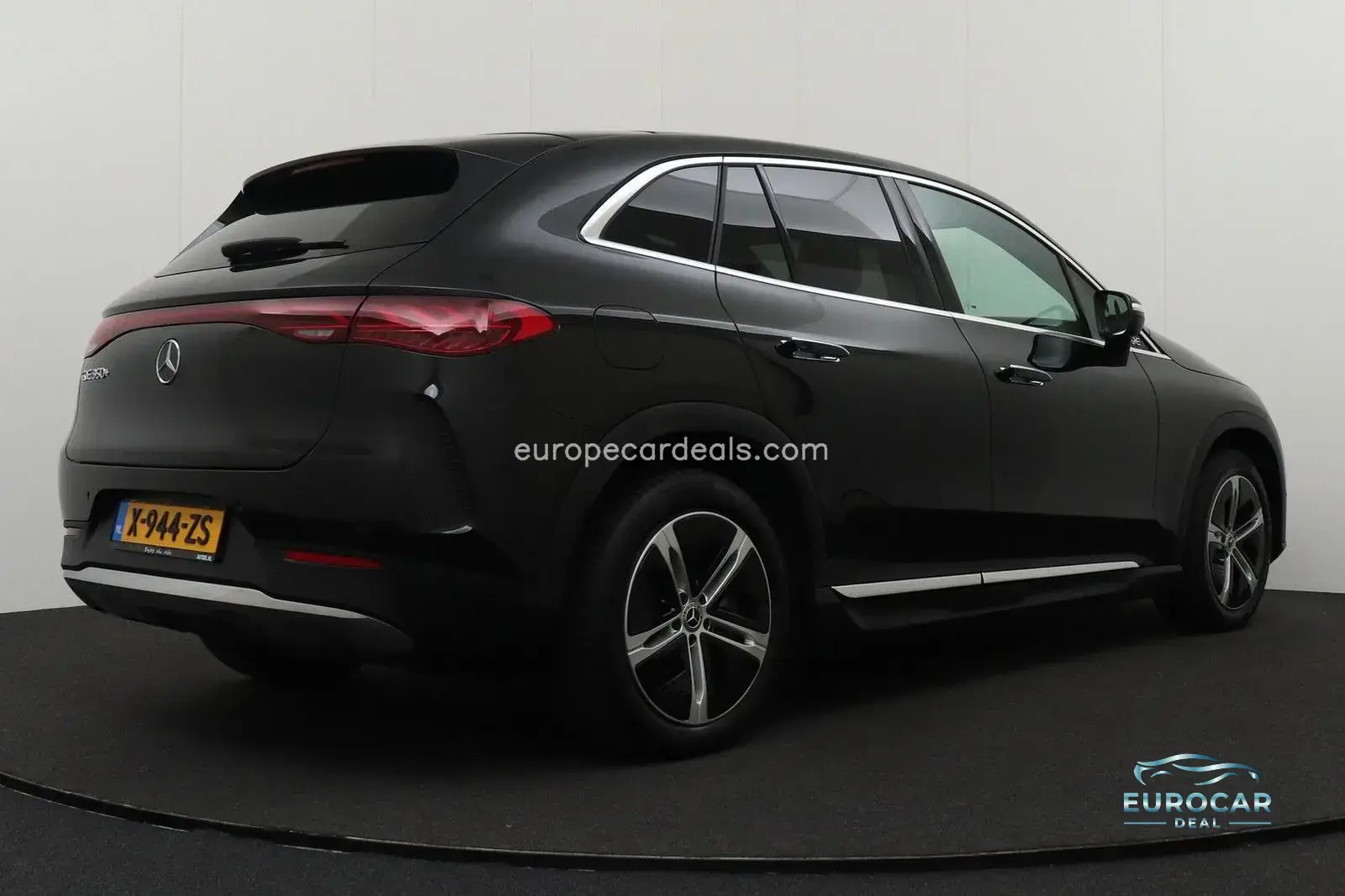 Mercedes-Benz EQE SUV