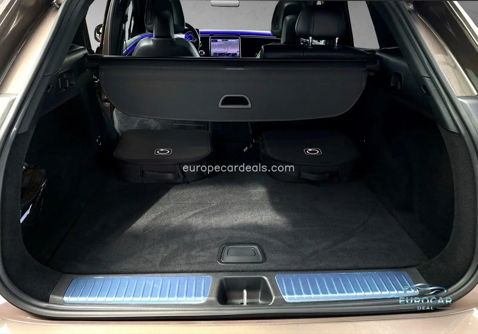 Mercedes-Benz EQE SUV