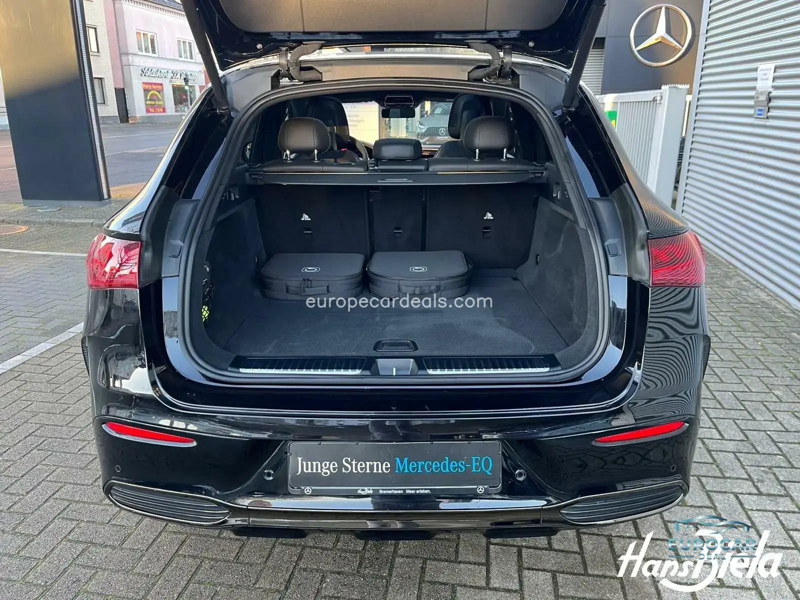 Mercedes-Benz EQE SUV