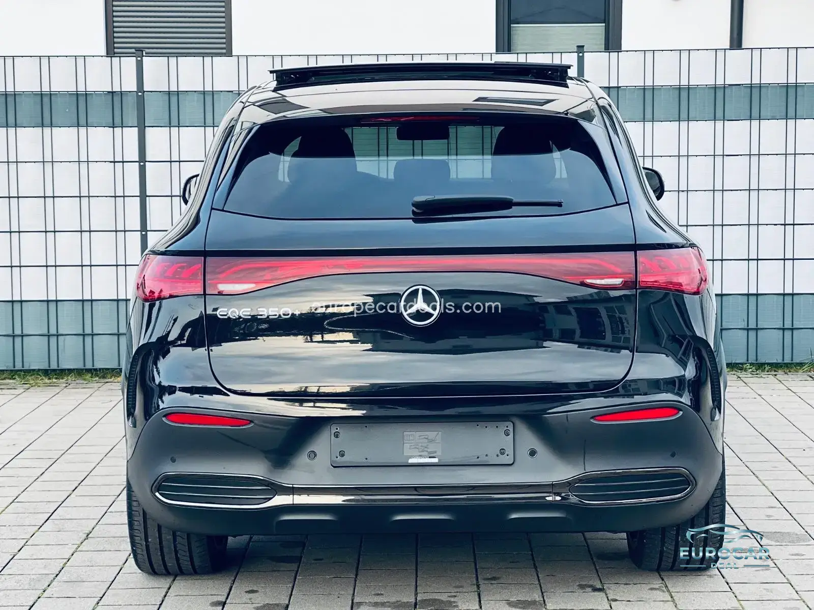 Mercedes-Benz EQE SUV