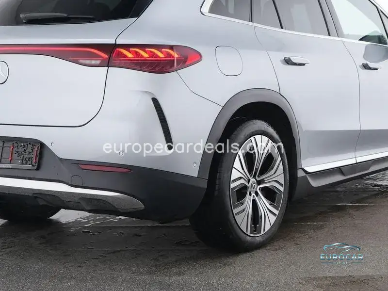 Mercedes-Benz EQE SUV