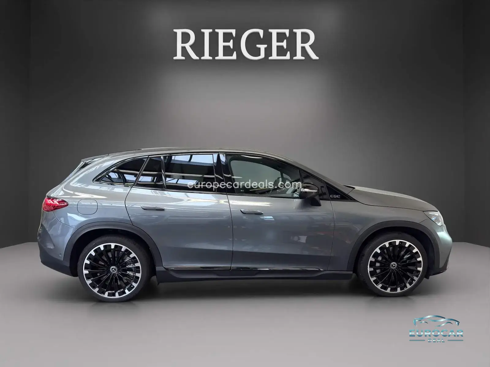 Mercedes-Benz EQE SUV