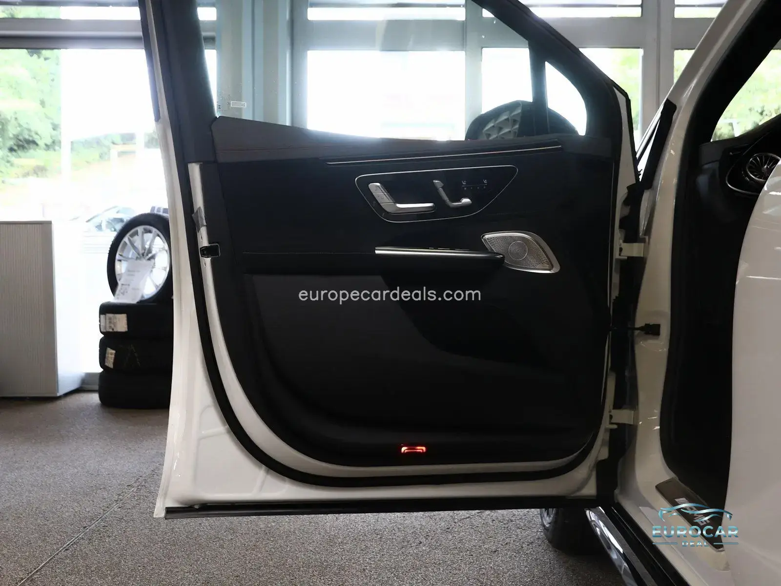 Mercedes-Benz EQE SUV