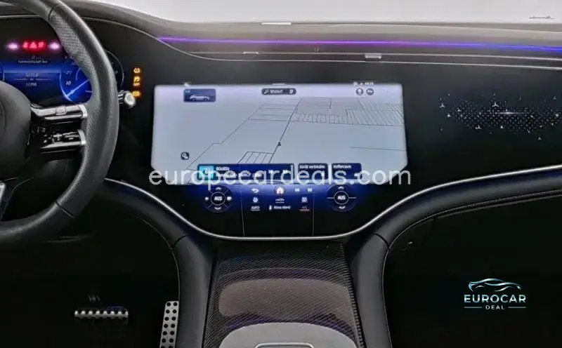 Mercedes-Benz EQE SUV
