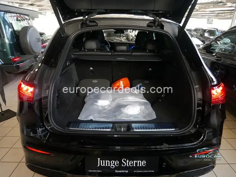 Mercedes-Benz EQE SUV