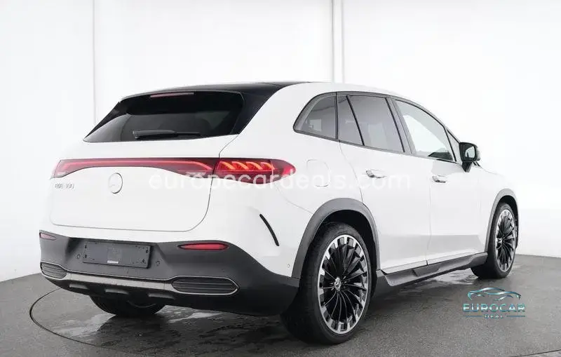 Mercedes-Benz EQE SUV