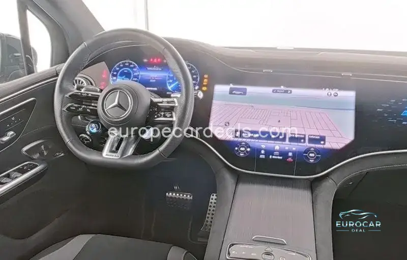 Mercedes-Benz EQE SUV