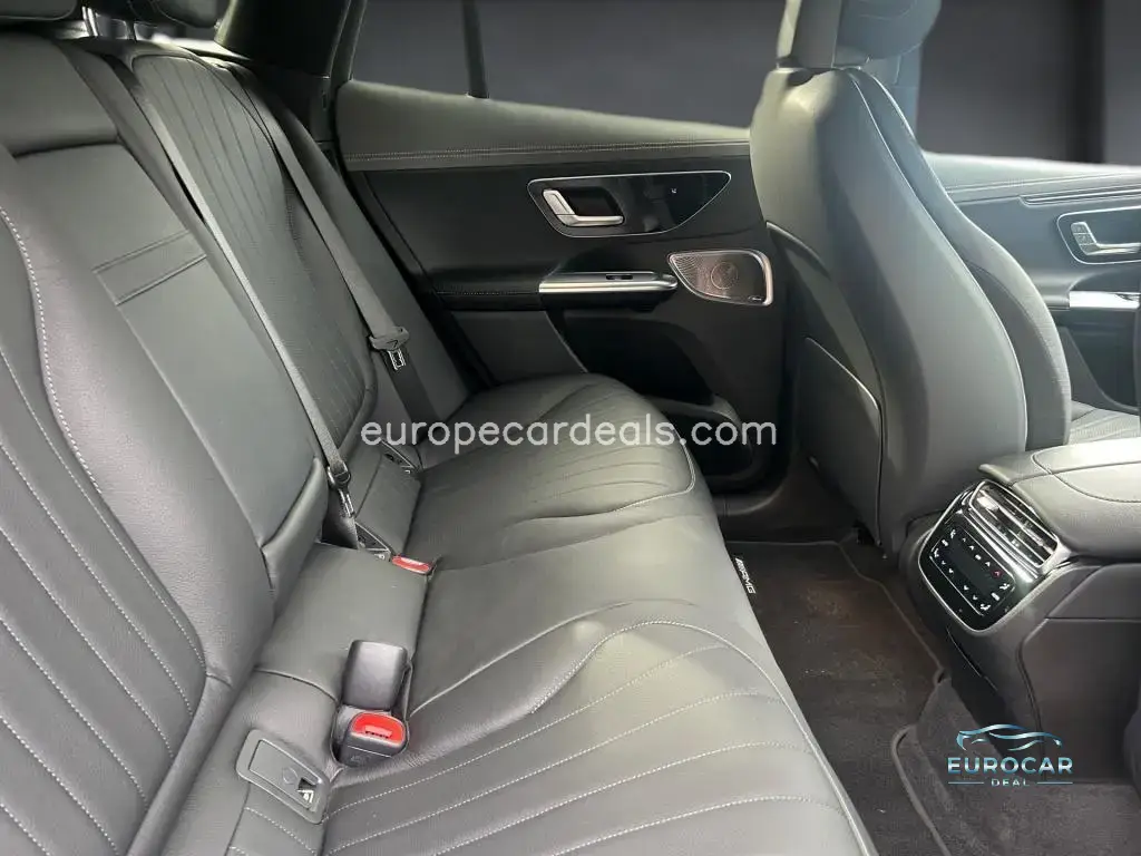 Mercedes-Benz EQE SUV