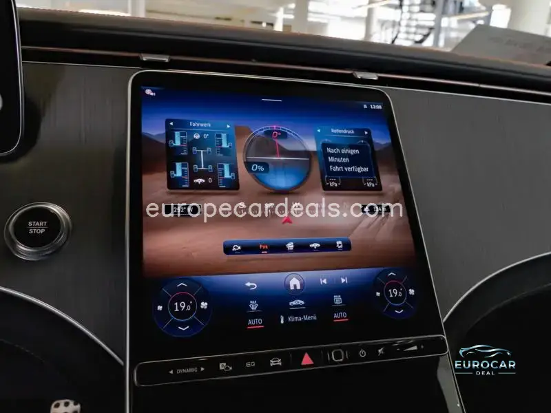 Mercedes-Benz EQE SUV